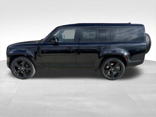2025 Land Rover Defender 130 P400 X-Dynamic SE