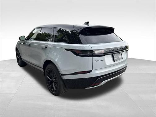 2026 Land Rover Range Rover Velar P250 SE R-Dynamic