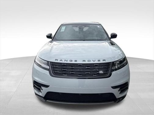 2026 Land Rover Range Rover Velar P250 SE R-Dynamic