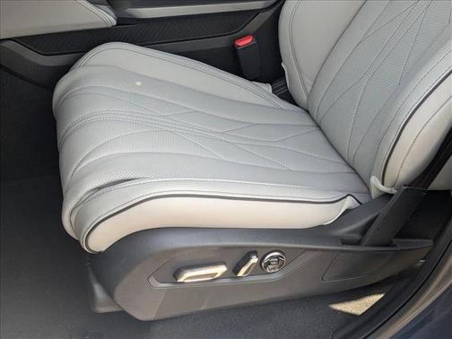 2025 Acura MDX Advance Package