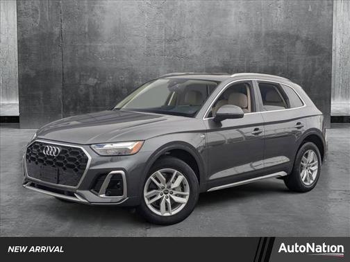 2022 Audi Q5 45 S line Premium
