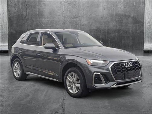 2022 Audi Q5 45 S line Premium