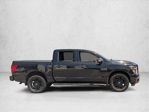 Magnetic Black Metallic 2019 Nissan Titan SV
