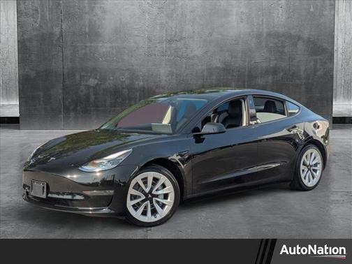 2022 Tesla Model 3 Long Range