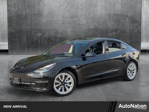2022 Tesla Model 3 Long Range