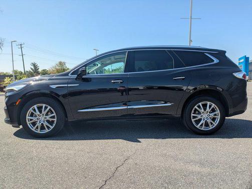 2023 Buick Enclave Premium AWD