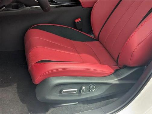 2025 Acura ADX w/A-Spec Advance Package