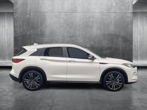 2022 INFINITI QX50 LUXE AWD