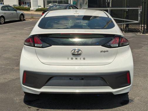 Ceramic White 2021 Hyundai IONIQ Plug-In Hybrid SEL