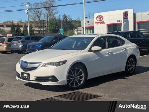 2017 Acura TLX w/Technology Package