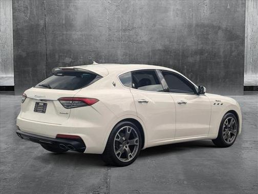 2023 Maserati Levante Modena