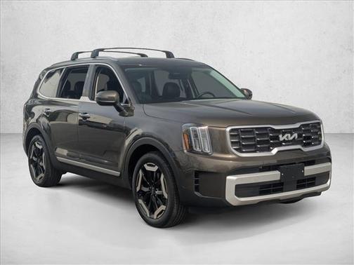 Dark Moss 2025 Kia Telluride S