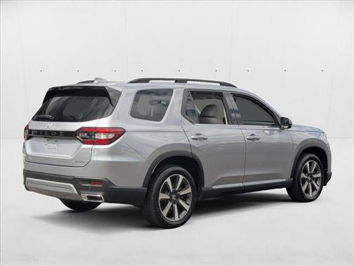 2023 Honda Pilot AWD Elite