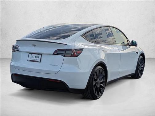 2023 Tesla Model Y Performance Dual Motor All-Wheel Drive