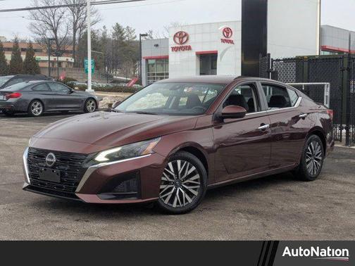 2023 Nissan Altima 2.5 SV