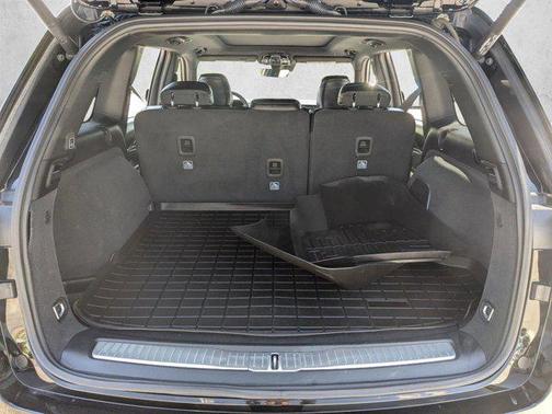 Diamond Black Crystal Pearlcoat 2023 Jeep Grand Cherokee Overland
