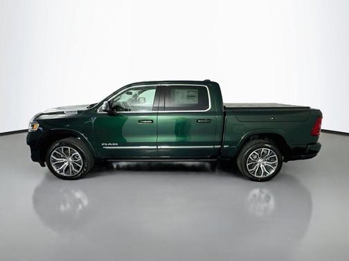 Serrano Green Metallic 2027 RAM 1500 ST