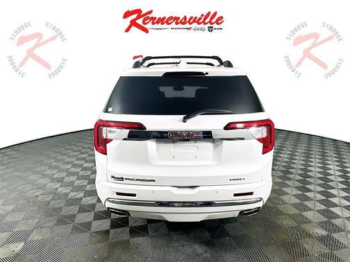 2020 GMC Acadia Denali
