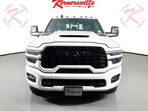 2026 RAM 3500 Limited Mega Cab 4x4 6'4' Box