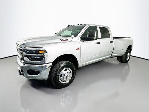 Silver Zynith 2026 RAM 3500 Tradesman Crew Cab 4x4 8' Box