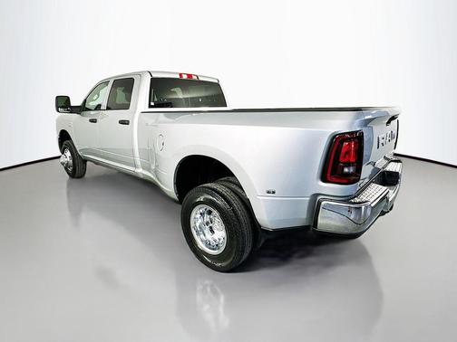 Silver Zynith 2026 RAM 3500 Tradesman Crew Cab 4x4 8' Box