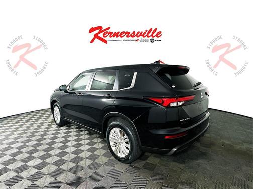 2024 Mitsubishi Outlander ES 2.5 2WD