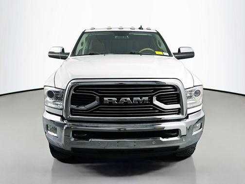 Bright White Clearcoat 2018 RAM 2500 Longhorn