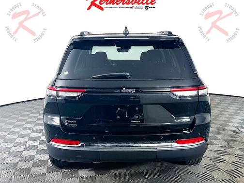 2023 Jeep Grand Cherokee Laredo