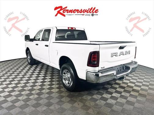 2025 RAM 2500 Tradesman Crew Cab 4x2 6'4' Box