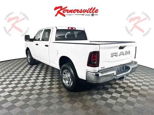 2025 RAM 2500 Tradesman Crew Cab 4x2 6'4' Box