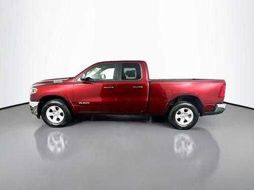 Delmonico Red Pearlcoat 2025 RAM 1500 Big Horn/Lone Star