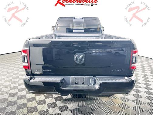 2020 RAM 3500 Limited Crew Cab 4x4 8' Box