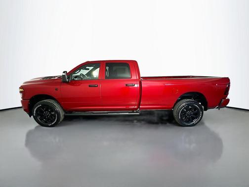 Molten Red Pearlcoat 2026 RAM 2500 Black Express Crew Cab 4x4 8' Box