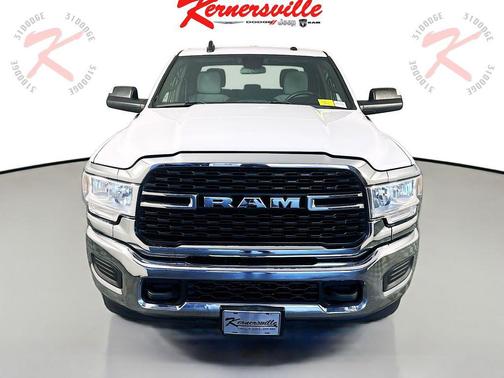 2022 RAM 2500 Big Horn Crew Cab 4x4 8' Box