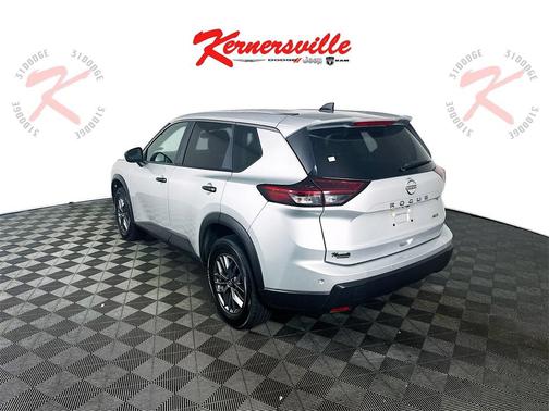 2024 Nissan Rogue S