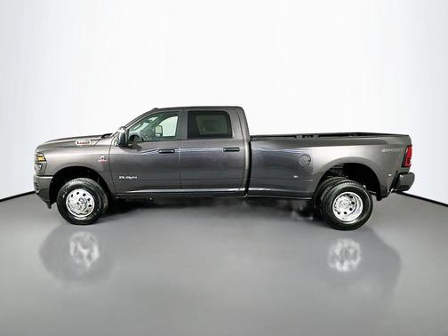 Granite Crystal Metallic Clearcoat 2026 RAM 3500 Big Horn Crew Cab 4x4 8' Box