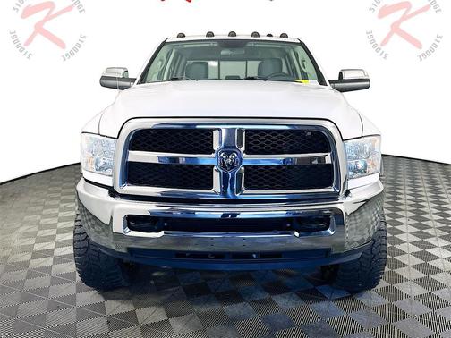 2018 RAM 2500 SLT Crew Cab 4x4 6'4' Box