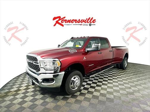 2024 RAM 3500 Big Horn Crew Cab 4x4 8' Box