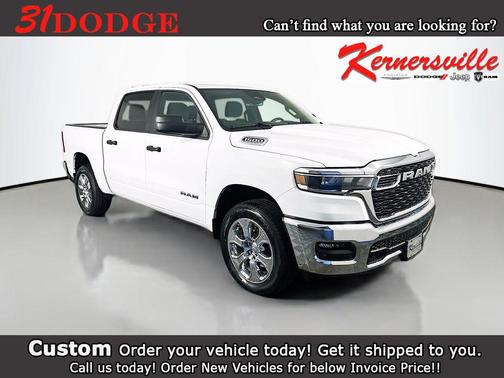 Bright White Clearcoat 2026 RAM 1500 Big Horn/Lone Star