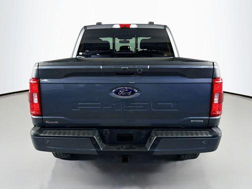 CARBONIZED GRAY METALLIC 2022 Ford F-150 XLT
