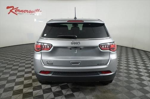 2024 Jeep Compass Sport