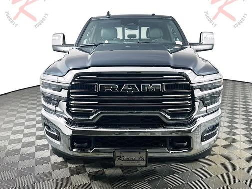 2025 RAM 3500 Laramie Crew Cab 4x4 8' Box