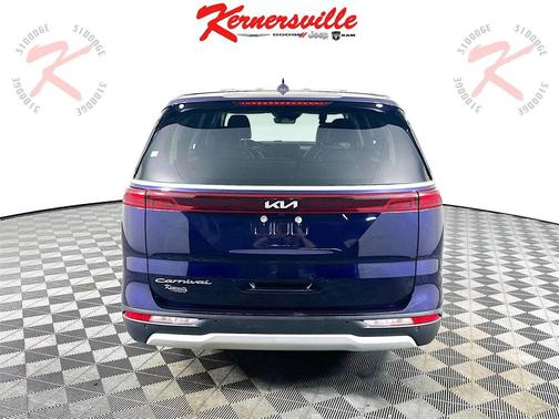 2022 Kia Carnival LXS