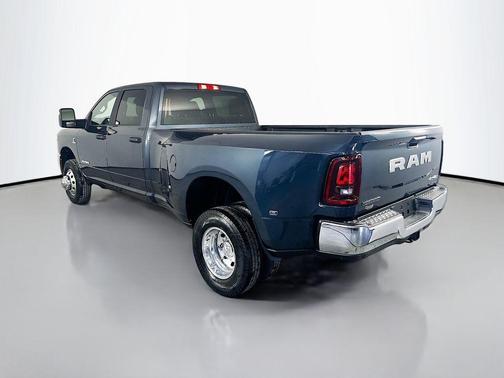 Forged Blue Metallic 2026 RAM 3500 Big Horn Crew Cab 4x4 8' Box