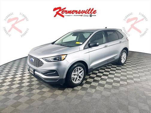 2023 Ford Edge SE