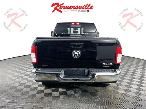 2023 RAM 3500 Tradesman Crew Cab 4x4 6'4' Box