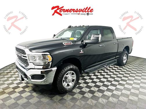 2023 RAM 3500 Tradesman Crew Cab 4x4 6'4' Box