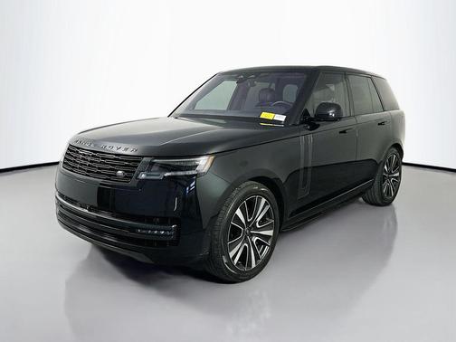 2023 Land Rover Range Rover P530 SE