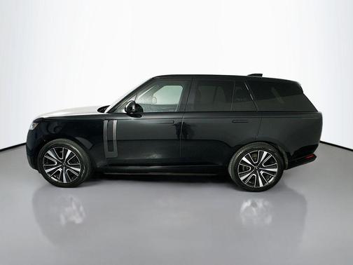 2023 Land Rover Range Rover P530 SE