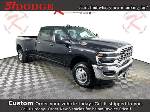 2026 RAM 3500 Tradesman Crew Cab 4x4 8' Box